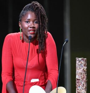 La réalisatrice Alice Diop remporte le César du meilleur premier film pour « Saint Omer »