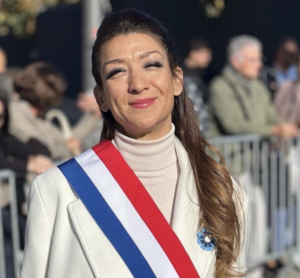 Remaniement : Sabrina Agresti-Roubache, de productrice audiovisuelle à Secrétaire d’Etat