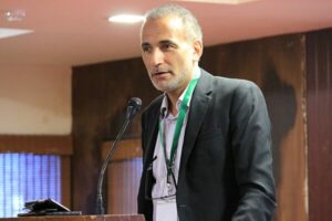 Procès de Tariq Ramadan pour viols : absence de l’accusé, mandat d’arrêt requis, un tournant judiciaire majeur