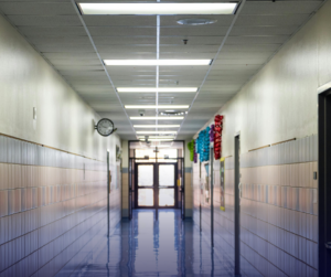 « Il m’a touché » : à Paris, des enfants dénoncent des violences sexuelles dans le périscolaire